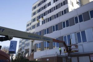st-vincents-hospital-repainting-cherry-picker