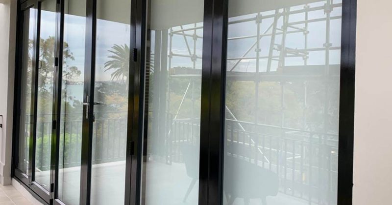 Aluminium-door-frame-respray